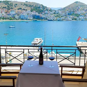 Hotel Mano ***